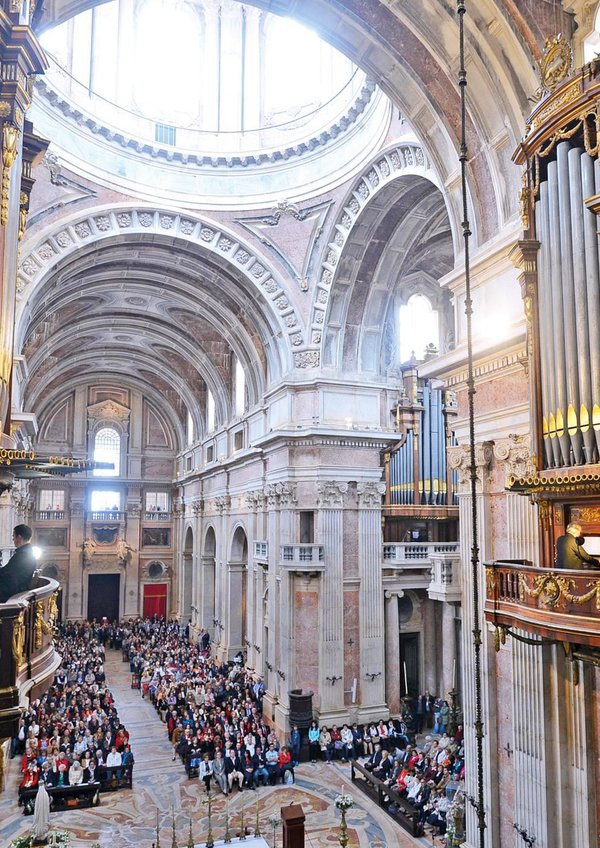 39129259_1966813506675459_354930891841077248_o_1