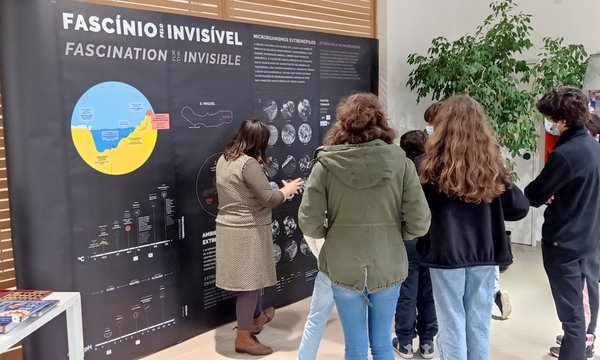 1_pequenos_artistas_de_bata