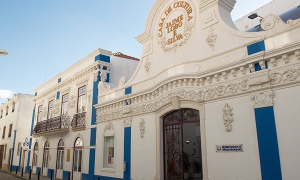 casa_de_cultura_jaime_lobo_e_silva_fachada