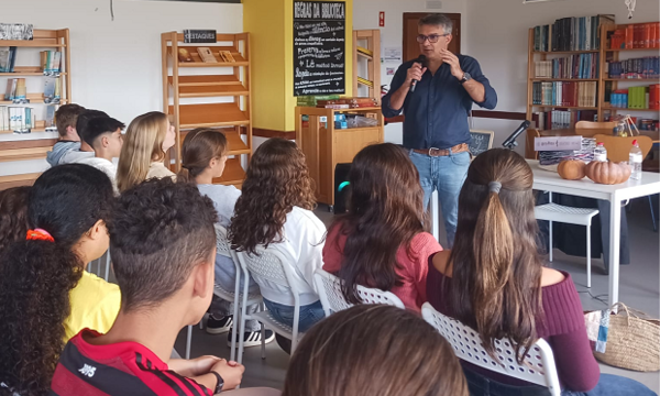 foto4_flm_sessao_contos_tradicionais_colegio_miramar