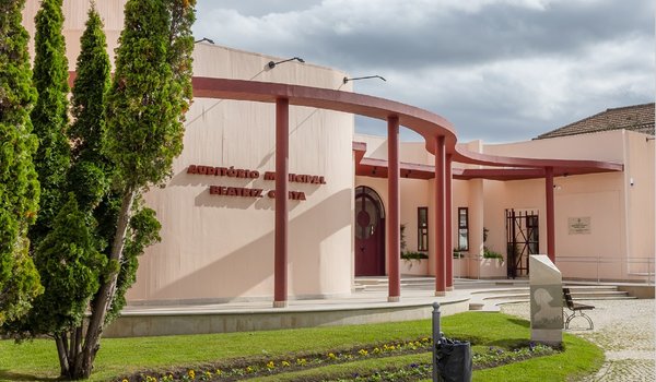 Auditório Municipal Beatriz Costa, Mafra 