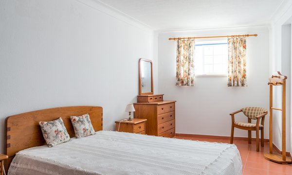 large_ericeira_house_with_terrace2