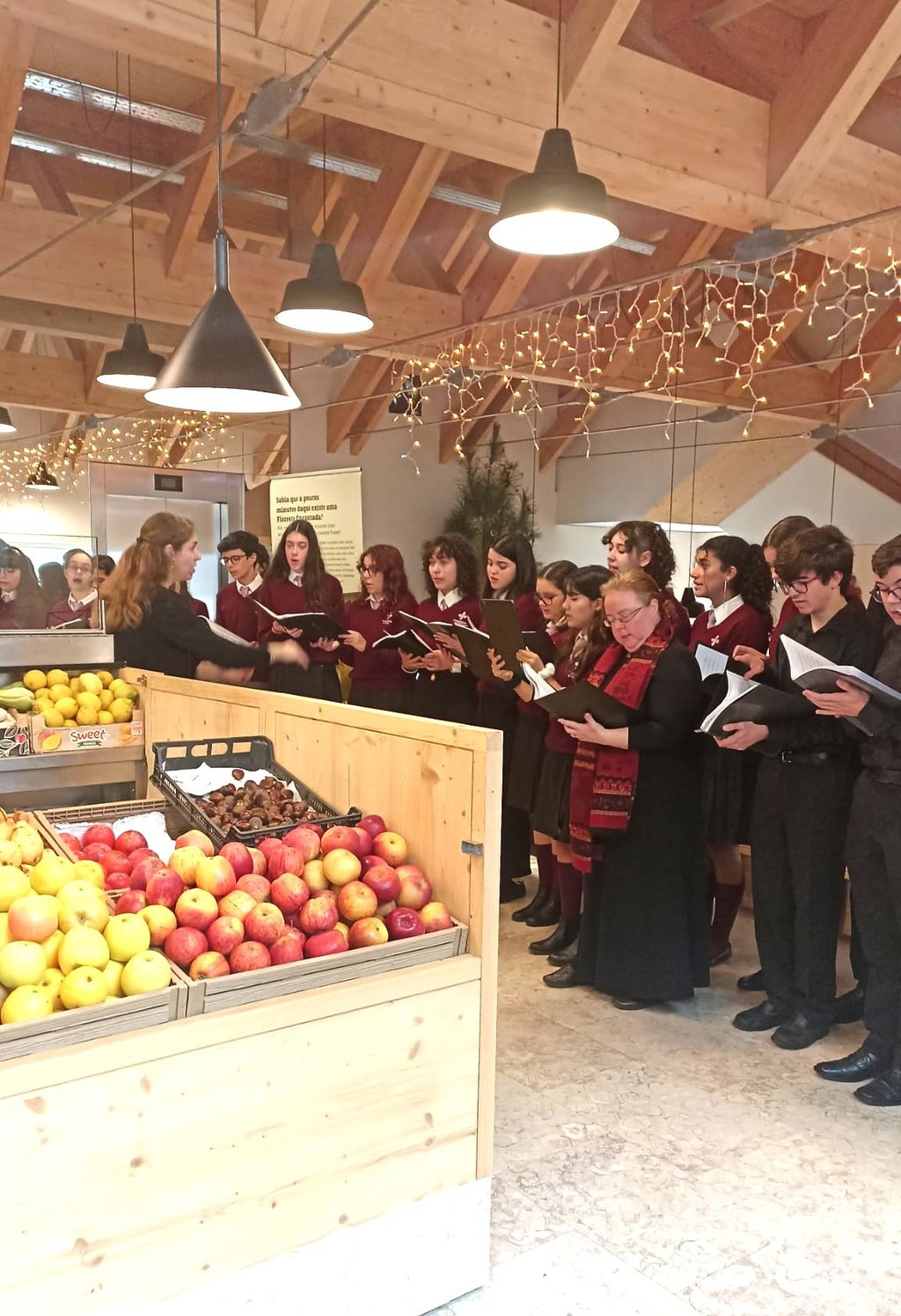 Coro de Câmara, pelo Conservatório de Música de Mafra1