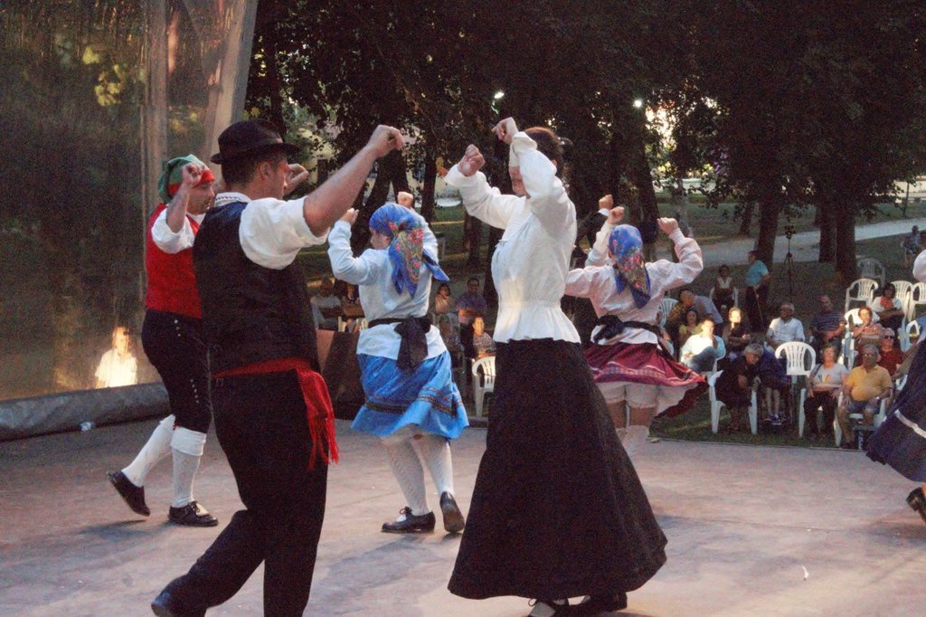 Grupo Cultural de Danças e Cantares de São Miguel de Alcainça (2)