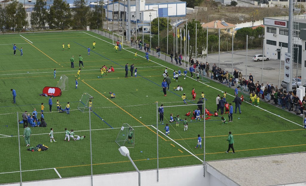 Inauguração Revaldo Sintético do Estádio Municipal da Venda do Pinheiro (1)