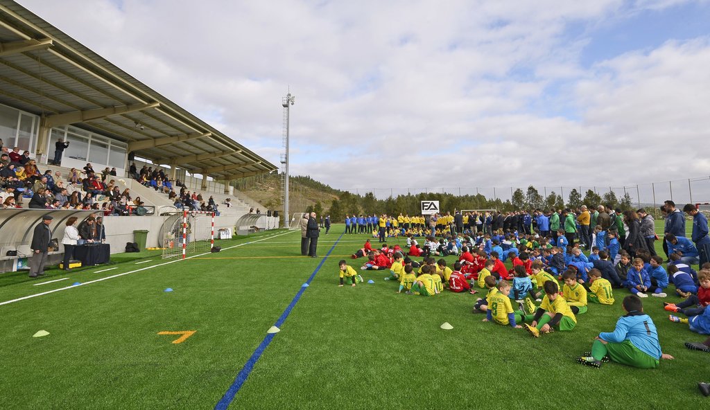 Inauguração Revaldo Sintético do Estádio Municipal da Venda do Pinheiro (11)
