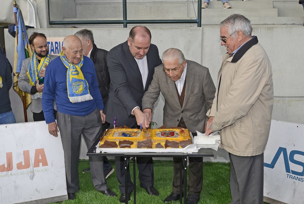 Inauguração Revaldo Sintético do Estádio Municipal da Venda do Pinheiro (15)