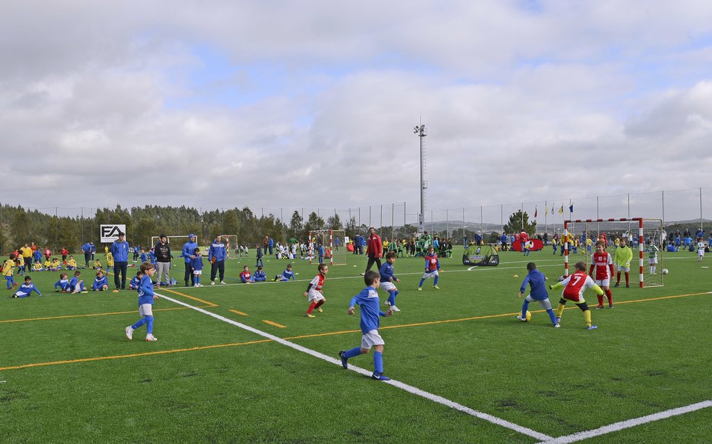 Inauguração Revaldo Sintético do Estádio Municipal da Venda do Pinheiro (19)