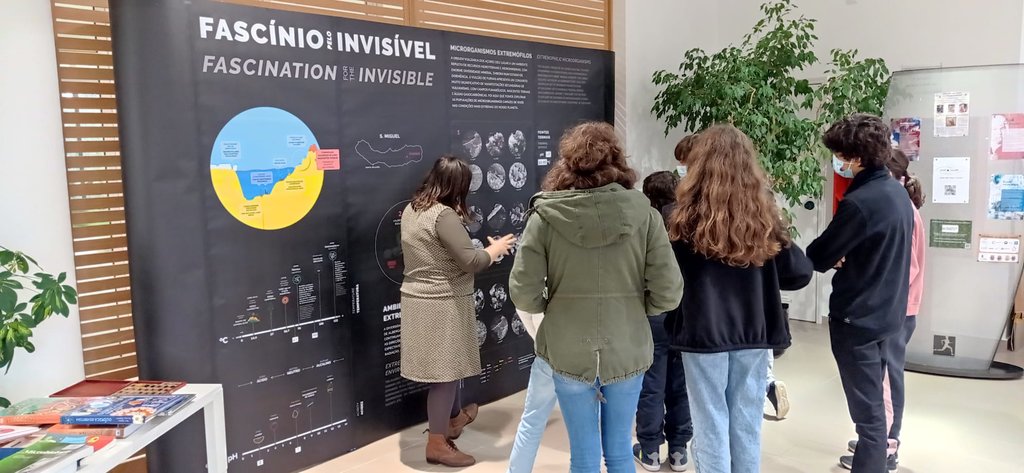 1_pequenos_artistas_de_bata