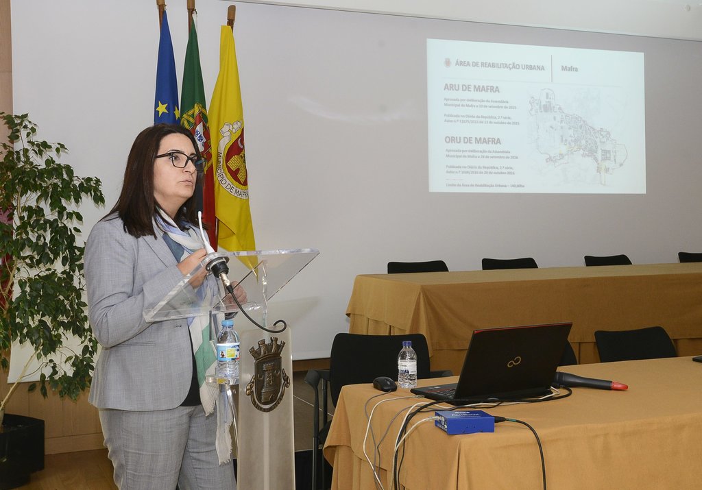 Reunião com técnicos que apresentam projetos na área do urbanismo (3)