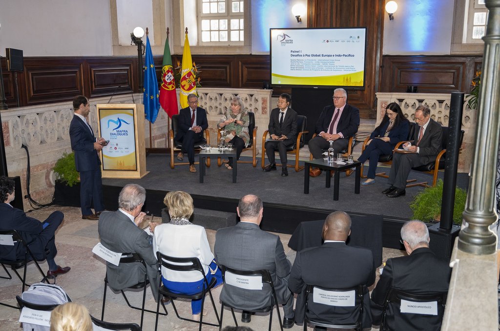 Mafra Dialogues (28)