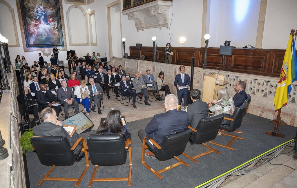 Mafra Dialogues (29)